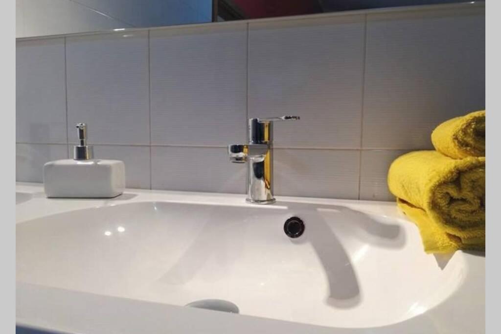 Big Relax Apartment With Swimming Pool And A Peaceful Garden In A Private Villa Sestu Εξωτερικό φωτογραφία